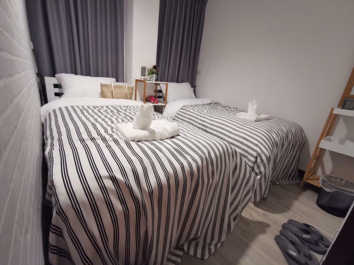 White House Hostel Бангкок Экстерьер фото